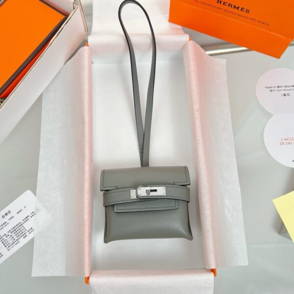 repliche,replica,perfette,siti di,affidabili,migliori siti,dove comprare,1:1,scarpe da ginnastica Ciondolo per borsa per cuffie HERMES Kelly, prodotto originale squisito, puramente fatto a mano con cuciture