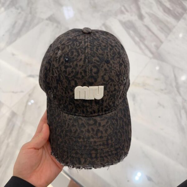 repliche,replica,perfette,siti di,affidabili,migliori siti,dove comprare,1:1,scarpe da ginnastica Cappellino da baseball ricamato di Miu Miu