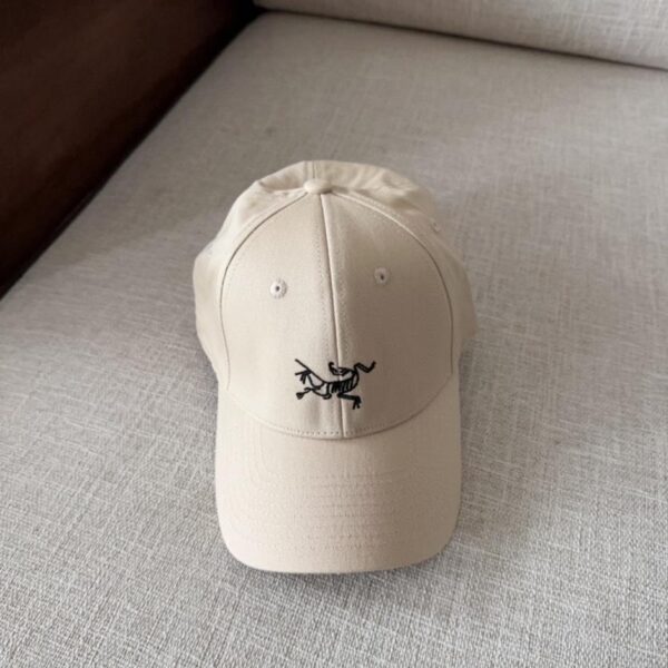 repliche,replica,perfette,siti di,affidabili,migliori siti,dove comprare,1:1,scarpe da ginnastica Nuovo berretto da baseball ricamato contro sincronizzato di Arcteryx