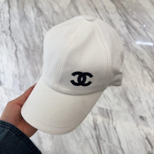 repliche,replica,perfette,siti di,affidabili,migliori siti,dove comprare,1:1,scarpe da ginnastica CHANEL nuovo berretto da baseball