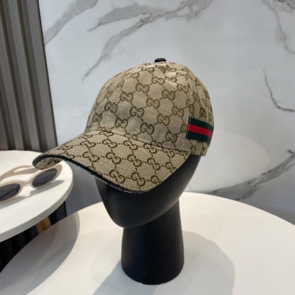 repliche,replica,perfette,siti di,affidabili,migliori siti,dove comprare,1:1,scarpe da ginnastica Cappellino da baseball originale classico Gucci, versatile per uomo e donna in tutte le stagioni