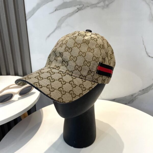 repliche,replica,perfette,siti di,affidabili,migliori siti,dove comprare,1:1,scarpe da ginnastica Cappellino da baseball originale classico Gucci, versatile per uomo e donna in tutte le stagioni