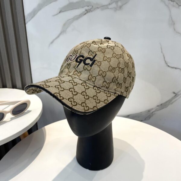 repliche,replica,perfette,siti di,affidabili,migliori siti,dove comprare,1:1,scarpe da ginnastica Cappellino da baseball originale classico Gucci, versatile per uomo e donna in tutte le stagioni