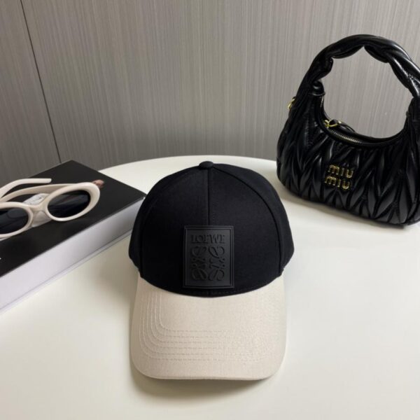 Loewe nuovo berretto da baseball semplice logo classico in stile coppia