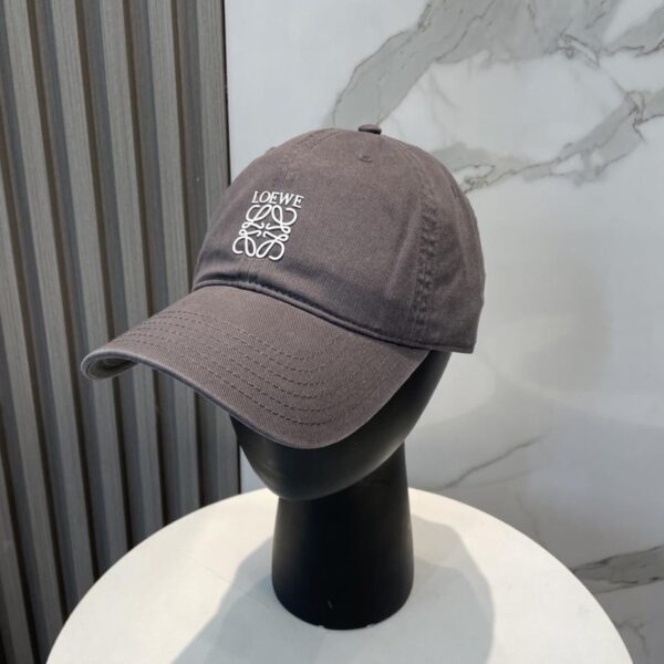repliche,replica,perfette,siti di,affidabili,migliori siti,dove comprare,1:1,scarpe da ginnastica LOEWE nuovo berretto da baseball dal design originale