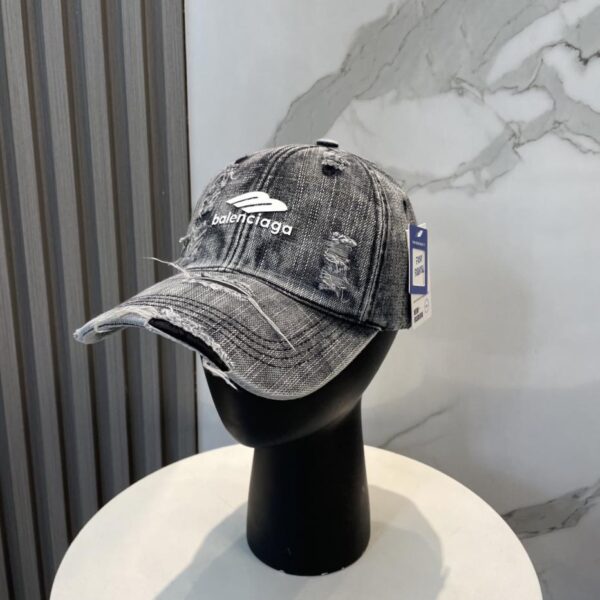 repliche,replica,perfette,siti di,affidabili,migliori siti,dove comprare,1:1,scarpe da ginnastica BALENCIAGA nuovo berretto da baseball con cappuccio in anatra lavato in stile coreano invecchiato