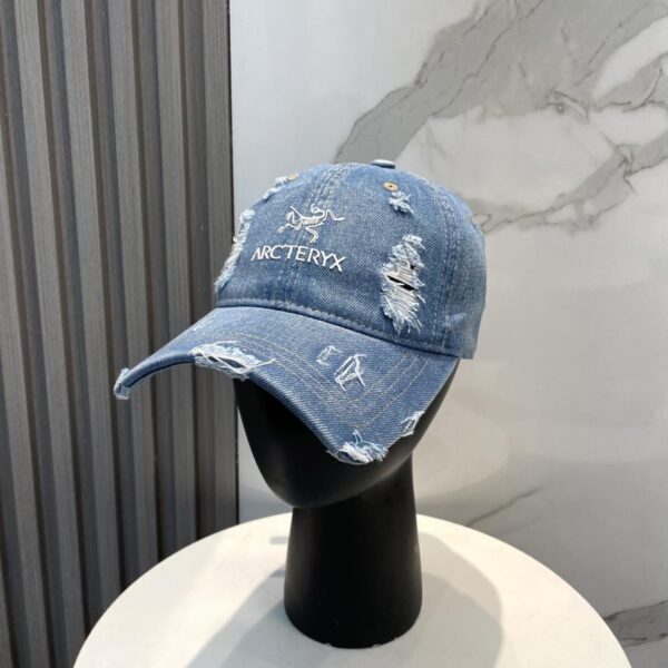 repliche,replica,perfette,siti di,affidabili,migliori siti,dove comprare,1:1,scarpe da ginnastica Arc’teryx nuovo berretto da baseball con foro invecchiato