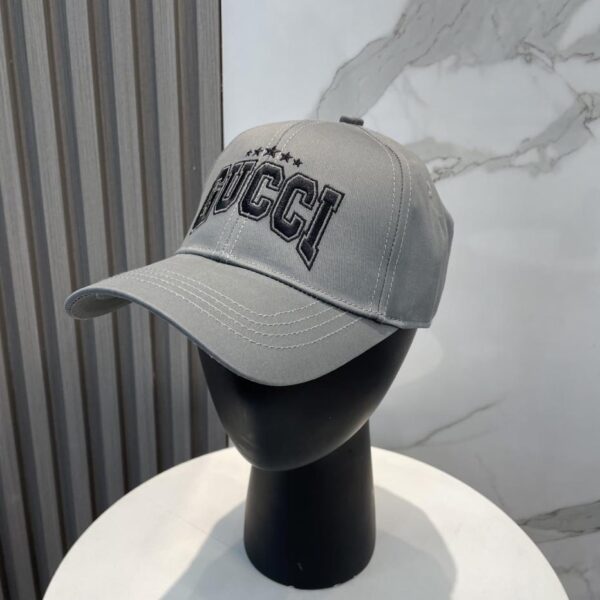 repliche,replica,perfette,siti di,affidabili,migliori siti,dove comprare,1:1,scarpe da ginnastica Sito ufficiale del cappellino da baseball GUCCI nuovi prodotti