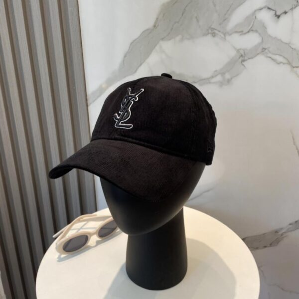 repliche,replica,perfette,siti di,affidabili,migliori siti,dove comprare,1:1,scarpe da ginnastica Berretto da baseball in velluto a coste ricamato con lettera Yves Saint Laurent, stile coreano, stesso stile per uomo e donna