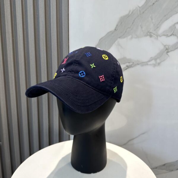 repliche,replica,perfette,siti di,affidabili,migliori siti,dove comprare,1:1,scarpe da ginnastica Berretto da baseball con lettera ricamata per spedizione in versione alta di Louis Vuitton