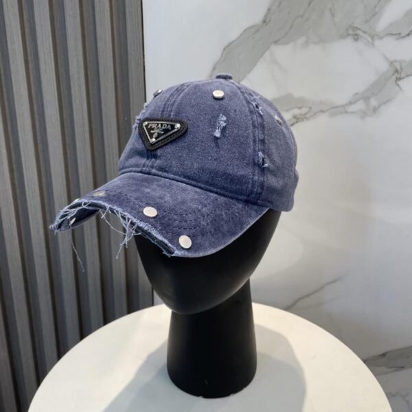 repliche,replica,perfette,siti di,affidabili,migliori siti,dove comprare,1:1,scarpe da ginnastica Prada nuovo cappellino da baseball ridisegnato