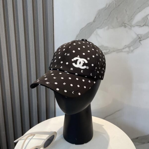 repliche,replica,perfette,siti di,affidabili,migliori siti,dove comprare,1:1,scarpe da ginnastica CHANEL nuova versione alta berretto da baseball con logo ricamato semplice