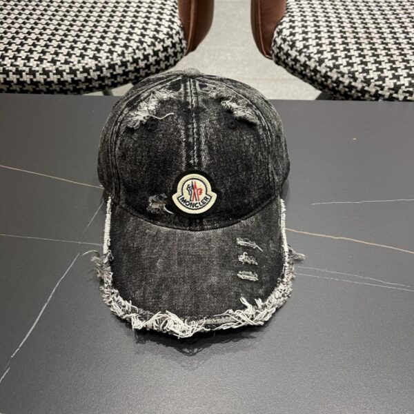 repliche,replica,perfette,siti di,affidabili,migliori siti,dove comprare,1:1,scarpe da ginnastica MONCLER nuovo berretto da baseball in denim strappato