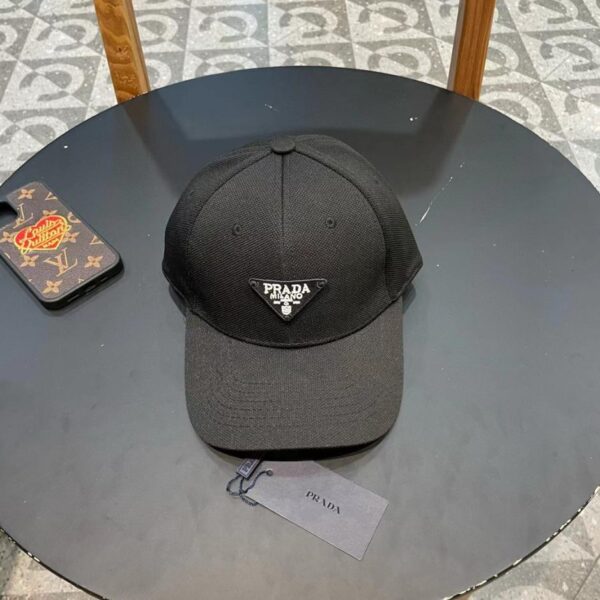 Prada primavera ed estate nuovo berretto da baseball con lettera ricamata