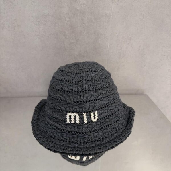 repliche,replica,perfette,siti di,affidabili,migliori siti,dove comprare,1:1,scarpe da ginnastica Cappello da pescatore a righe MIU MIUI in maglia