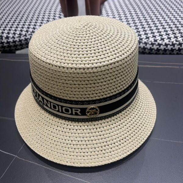 repliche,replica,perfette,siti di,affidabili,migliori siti,dove comprare,1:1,scarpe da ginnastica Il nuovo cappello da sole in paglia di DIOR