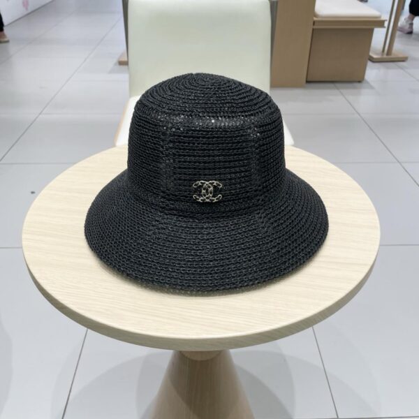 repliche,replica,perfette,siti di,affidabili,migliori siti,dove comprare,1:1,scarpe da ginnastica Cappello da sole di alta qualità di alta qualità di vendita calda di Chanel cappello da pescatore vuoto cappello di paglia da viaggio estivo a cupola