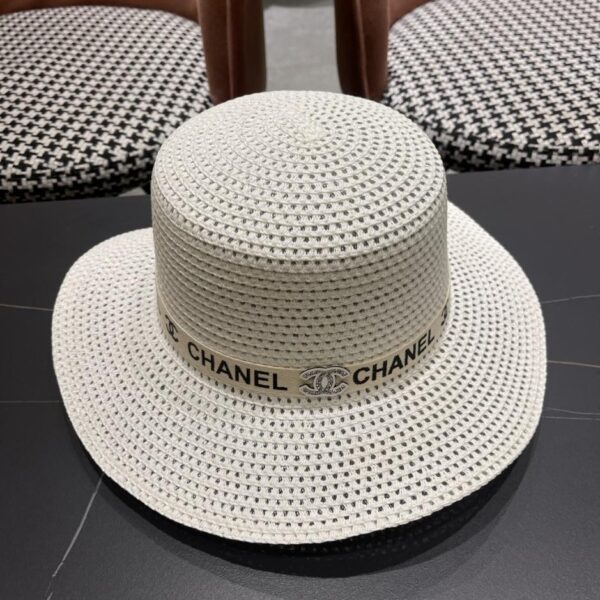 repliche,replica,perfette,siti di,affidabili,migliori siti,dove comprare,1:1,scarpe da ginnastica Chanel nuovo cappello da vacanza in paglia cappello di paglia