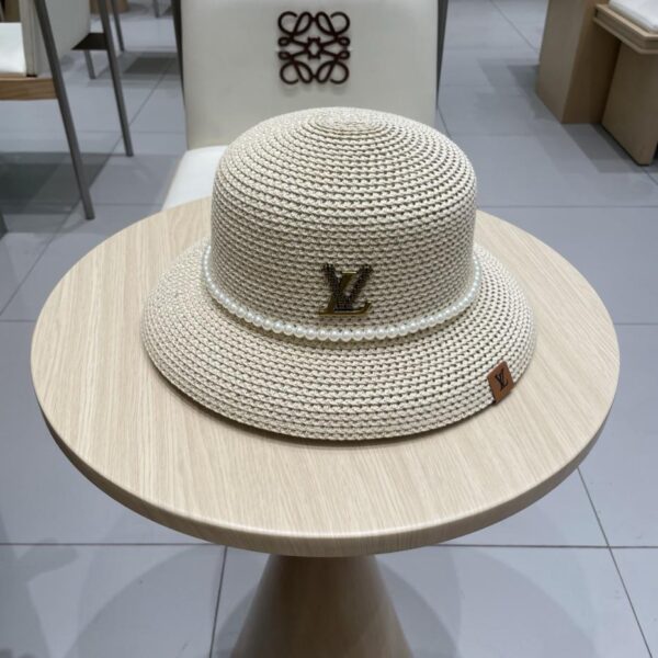 Nuovo cappello di paglia LV