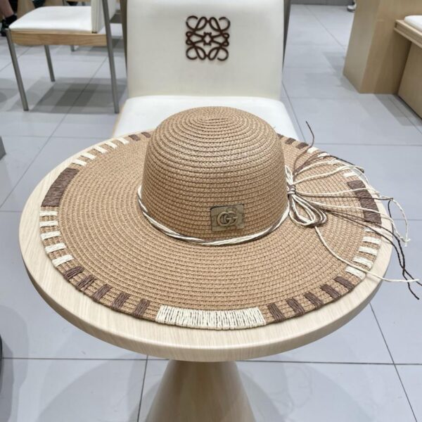 repliche,replica,perfette,siti di,affidabili,migliori siti,dove comprare,1:1,scarpe da ginnastica Cappello da spiaggia pieghevole Gucci nuovo cappello di paglia a tesa larga primaverile ed estivo