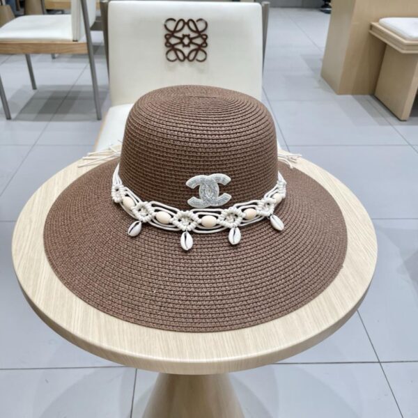 repliche,replica,perfette,siti di,affidabili,migliori siti,dove comprare,1:1,scarpe da ginnastica Nuovo cappello a cilindro di Chanel in paglia a tesa larga