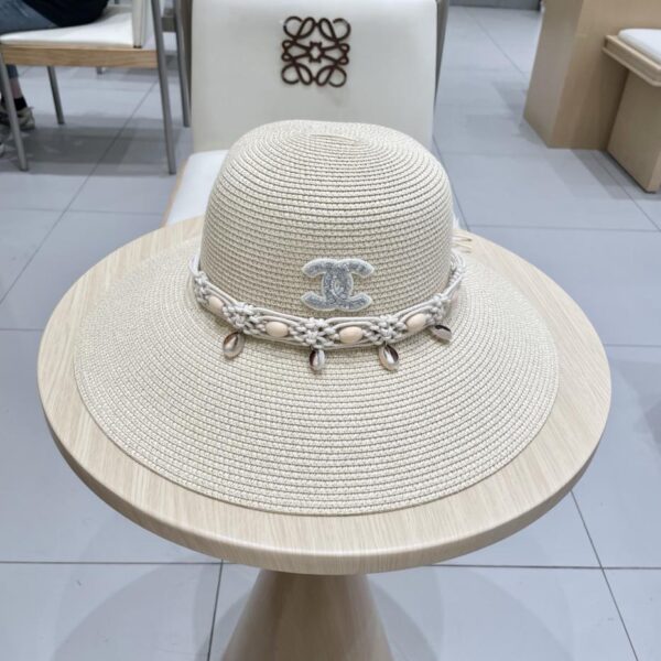 repliche,replica,perfette,siti di,affidabili,migliori siti,dove comprare,1:1,scarpe da ginnastica Nuovo cappello a cilindro di Chanel in paglia a tesa larga