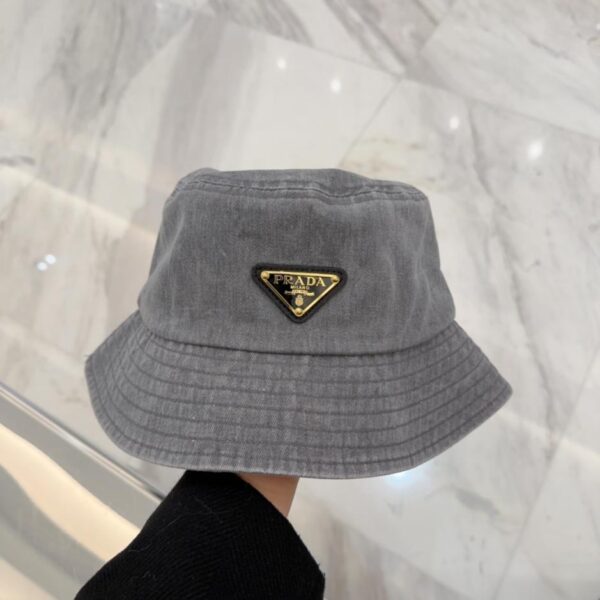 repliche,replica,perfette,siti di,affidabili,migliori siti,dove comprare,1:1,scarpe da ginnastica Classico cappello da pescatore a triangolo di Prada