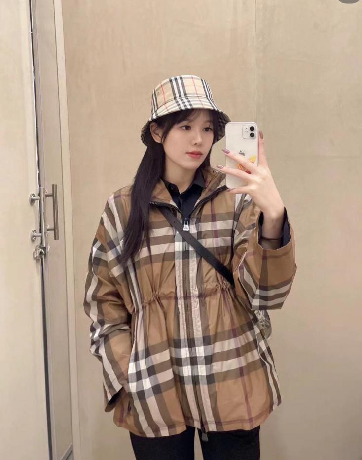 repliche,replica,perfette,siti di,affidabili,migliori siti,dove comprare,1:1,scarpe da ginnastica Cappello da pescatore originale Burberry repliche,replica,perfette,siti di,affidabili,migliori siti,dove comprare,1:1,scarpe da ginnastica Cappello da pescatore originale Burberry