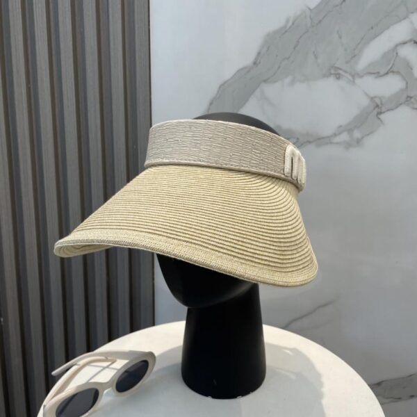 repliche,replica,perfette,siti di,affidabili,migliori siti,dove comprare,1:1,scarpe da ginnastica Cappello cavo di Miu Miu