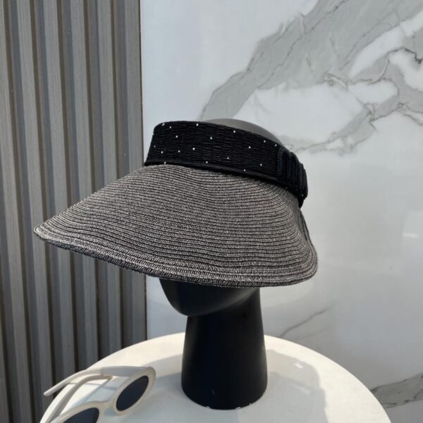 repliche,replica,perfette,siti di,affidabili,migliori siti,dove comprare,1:1,scarpe da ginnastica Cappello cavo di Miu Miu