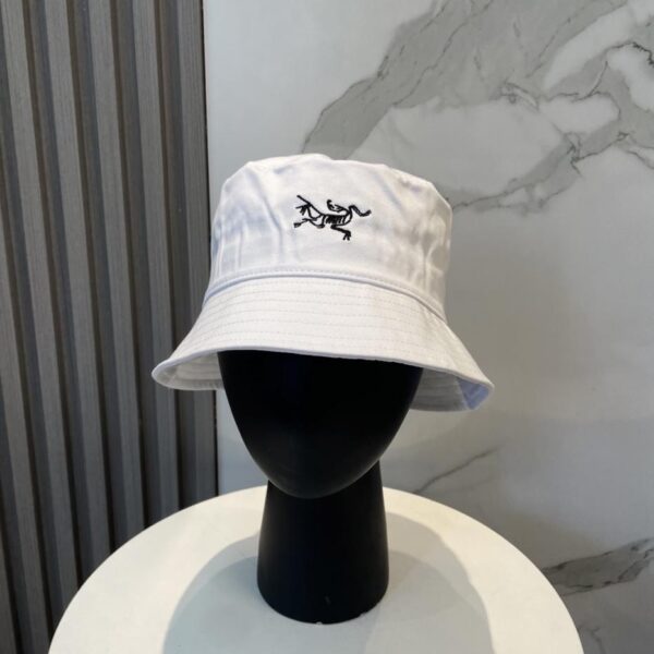 repliche,replica,perfette,siti di,affidabili,migliori siti,dove comprare,1:1,scarpe da ginnastica Nuovo cappello da pescatore sincronizzato con contatore di ricamo Arcteryx