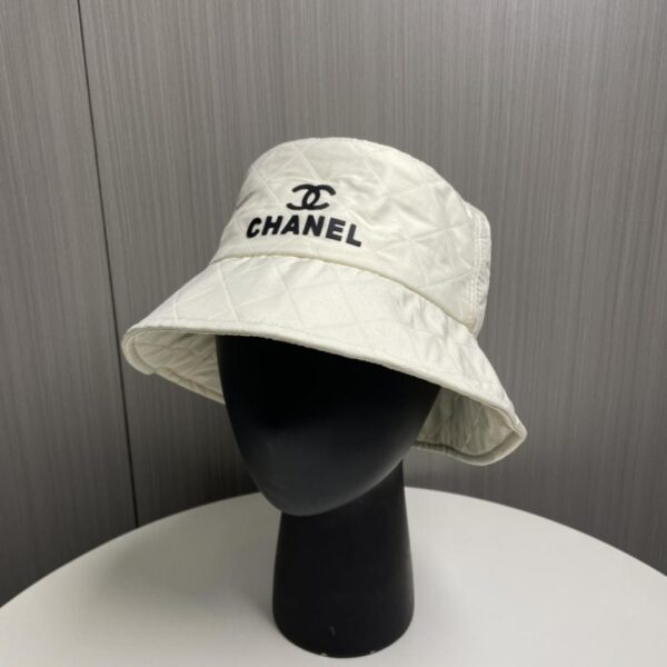 repliche,replica,perfette,siti di,affidabili,migliori siti,dove comprare,1:1,scarpe da ginnastica CHANEL autunno e inverno nuovo cappello da pescatore singolo originale