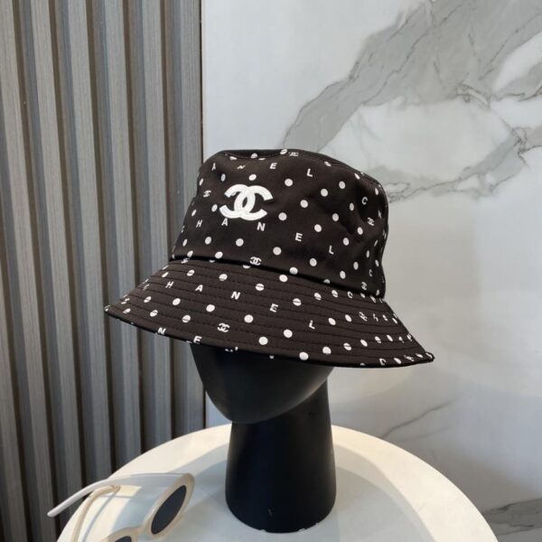 repliche,replica,perfette,siti di,affidabili,migliori siti,dove comprare,1:1,scarpe da ginnastica CHANEL nuova versione alta cappello da pescatore con logo semplice ricamato