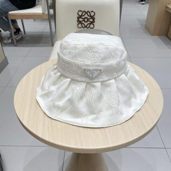 repliche,replica,perfette,siti di,affidabili,migliori siti,dove comprare,1:1,scarpe da ginnastica Cappello da pescatore PRADA con sommità cava e tesa larga