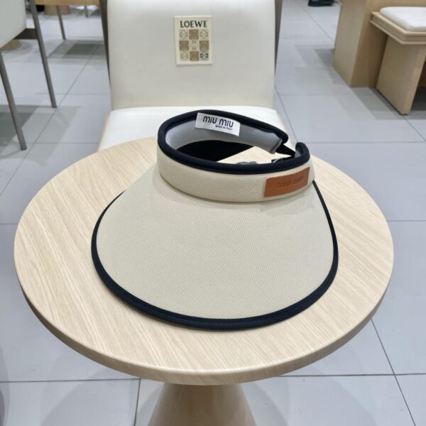 repliche,replica,perfette,siti di,affidabili,migliori siti,dove comprare,1:1,scarpe da ginnastica Cappello estivo di Miu Miu