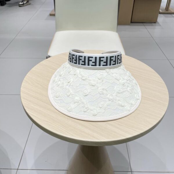 repliche,replica,perfette,siti di,affidabili,migliori siti,dove comprare,1:1,scarpe da ginnastica FENDI cappello a cilindro vuoto decorativo ultrafine primaverile ed estivo