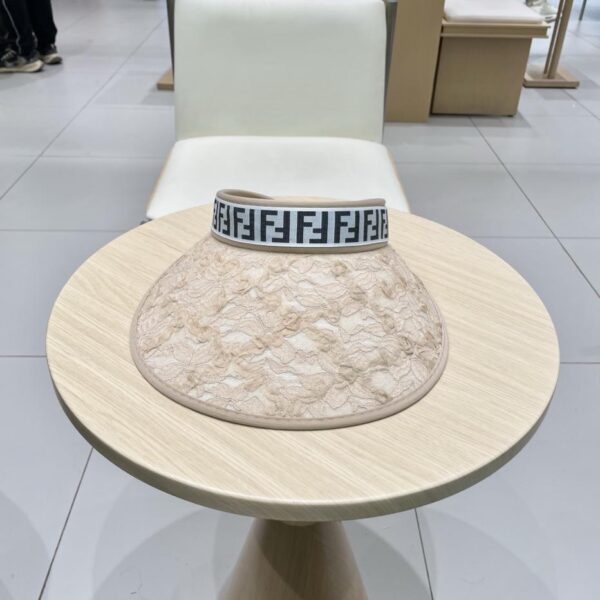 repliche,replica,perfette,siti di,affidabili,migliori siti,dove comprare,1:1,scarpe da ginnastica FENDI cappello a cilindro vuoto decorativo ultrafine primaverile ed estivo