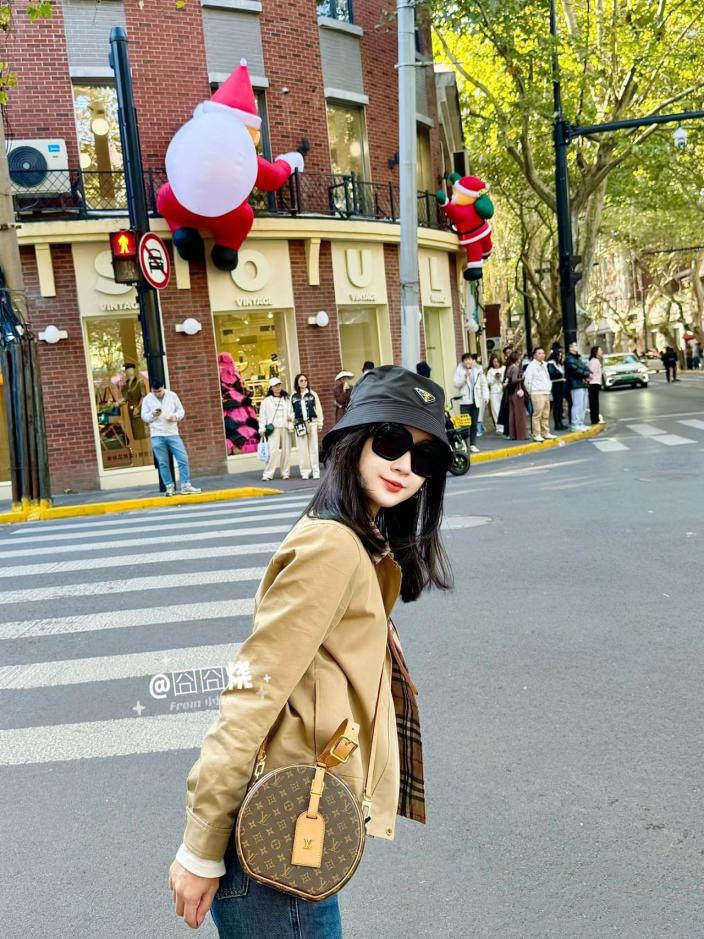 repliche,replica,perfette,siti di,affidabili,migliori siti,dove comprare,1:1,scarpe da ginnastica Cappello da pescatore Prada di alta qualità repliche,replica,perfette,siti di,affidabili,migliori siti,dove comprare,1:1,scarpe da ginnastica Cappello da pescatore Prada di alta qualità