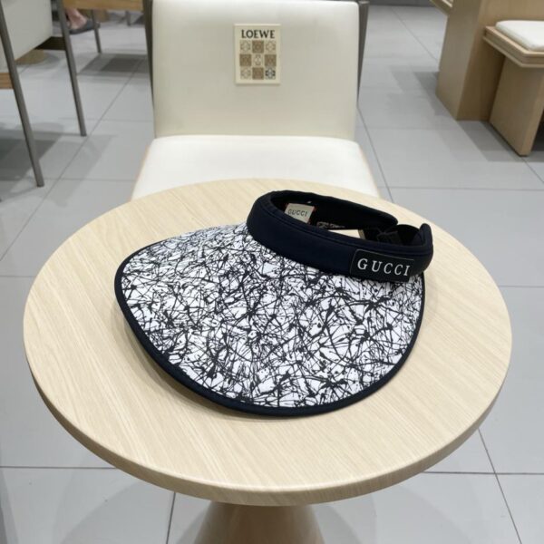 repliche,replica,perfette,siti di,affidabili,migliori siti,dove comprare,1:1,scarpe da ginnastica Cappello a cilindro vuoto Gucci cappello estivo da donna con protezione solare a tesa larga