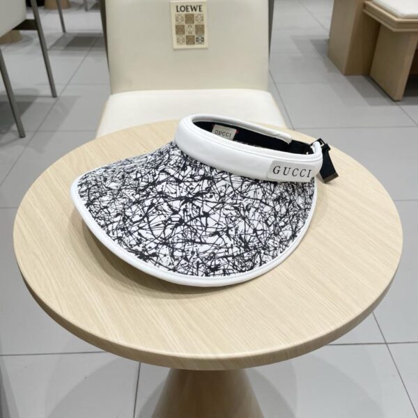 repliche,replica,perfette,siti di,affidabili,migliori siti,dove comprare,1:1,scarpe da ginnastica Cappello a cilindro vuoto Gucci cappello estivo da donna con protezione solare a tesa larga