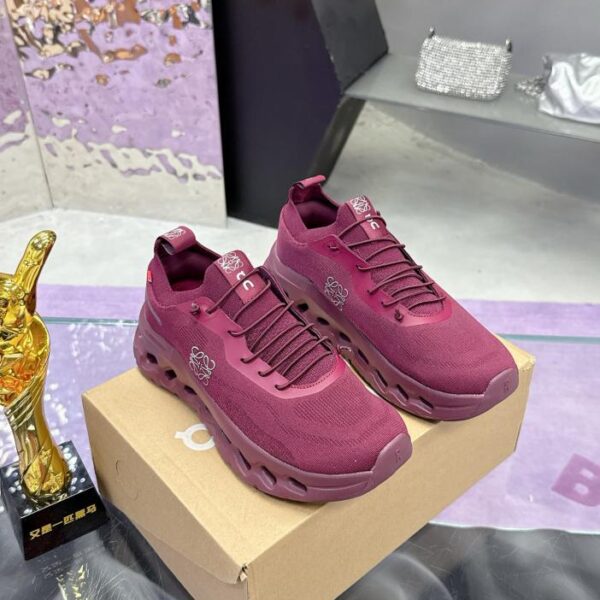 repliche,replica,perfette,siti di,affidabili,migliori siti,dove comprare,1:1,scarpe da ginnastica Le ultime sneakers di Loewe x On Cloudtilt