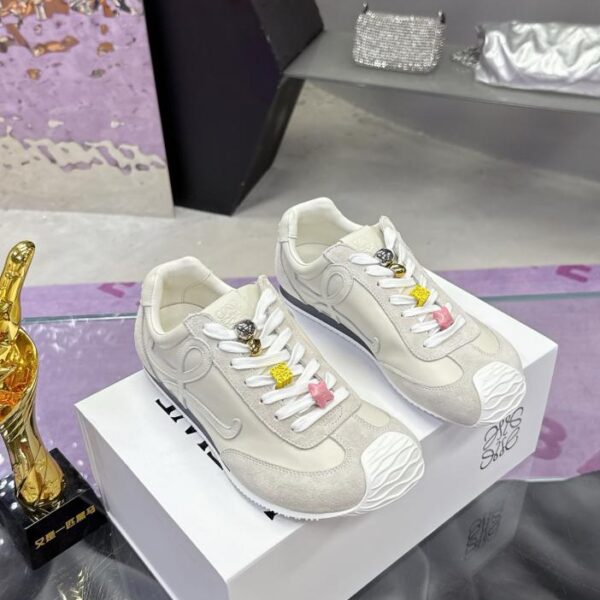 repliche,replica,perfette,siti di,affidabili,migliori siti,dove comprare,1:1,scarpe da ginnastica Nuove scarpe da ballo LOEWE Ballet Runner2.0 per coppia