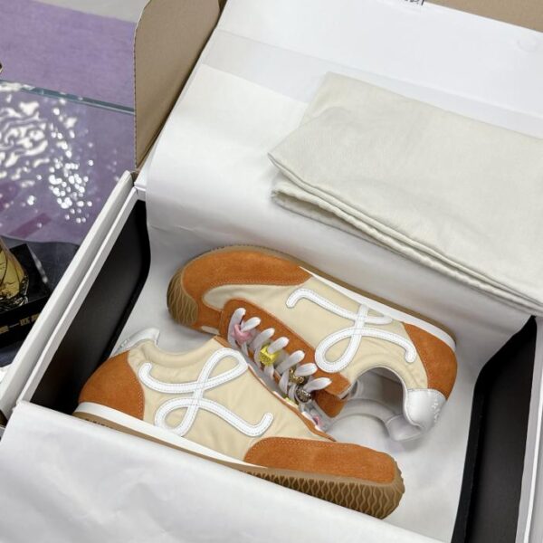 repliche,replica,perfette,siti di,affidabili,migliori siti,dove comprare,1:1,scarpe da ginnastica Nuove scarpe da ballo LOEWE Ballet Runner2.0 per coppia