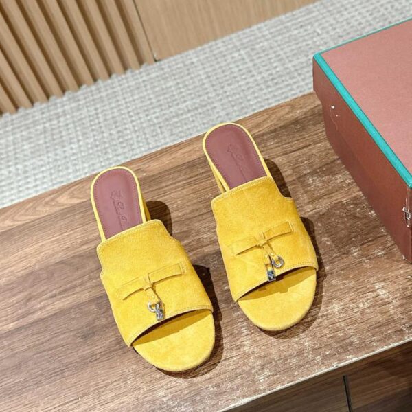 repliche,replica,perfette,siti di,affidabili,migliori siti,dove comprare,1:1,scarpe da ginnastica Pantofole con tacco a blocco classico Nopia