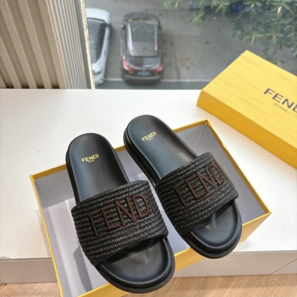 repliche,replica,perfette,siti di,affidabili,migliori siti,dove comprare,1:1,scarpe da ginnastica G191 versione top Fendi sandali e pantofole Fendi