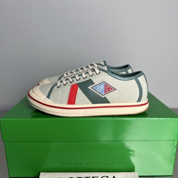 repliche,replica,perfette,siti di,affidabili,migliori siti,dove comprare,1:1,scarpe da ginnastica [Versione Top] Le nuove sneakers retr貌 Eliot di Bottega Veneta