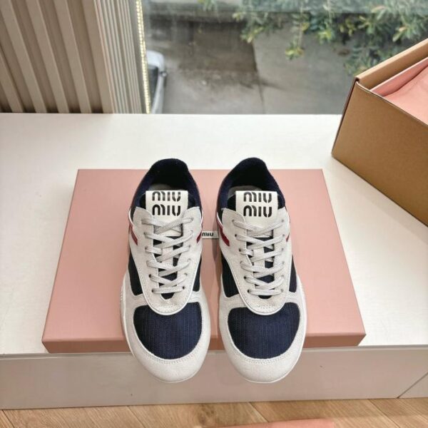 repliche,replica,perfette,siti di,affidabili,migliori siti,dove comprare,1:1,scarpe da ginnastica G027 Settimana della moda Miu Miu