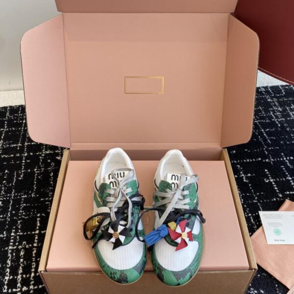 Miu Miu Primavera/Estate Nuova sfilata di moda per coppie, scarpe casual Dexun