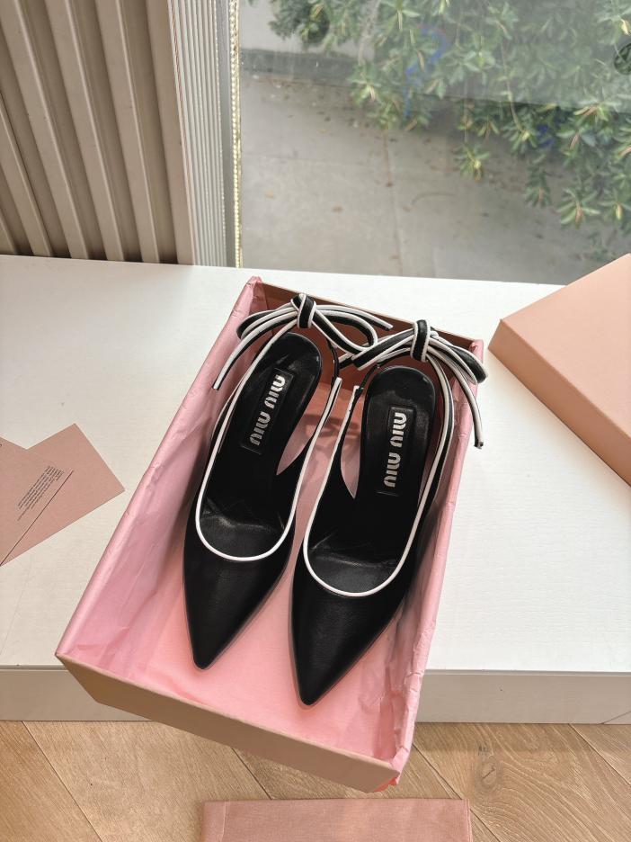 repliche,replica,perfette,siti di,affidabili,migliori siti,dove comprare,1:1,scarpe da ginnastica G126 Miu Miu Tacco Alto repliche,replica,perfette,siti di,affidabili,migliori siti,dove comprare,1:1,scarpe da ginnastica G126 Miu Miu Tacco Alto