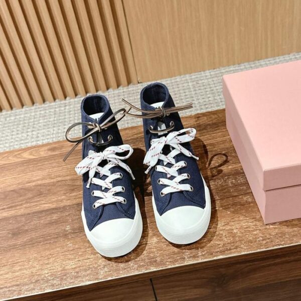 repliche,replica,perfette,siti di,affidabili,migliori siti,dove comprare,1:1,scarpe da ginnastica Scarpe casual in tela Miu Miu Retro Biscuit